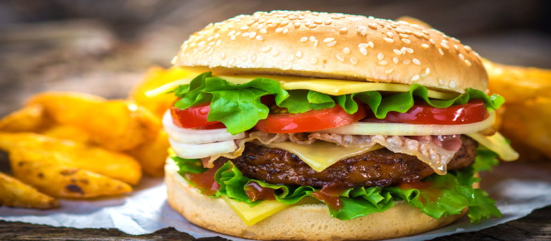 Cheeseburger and Potato Wedges