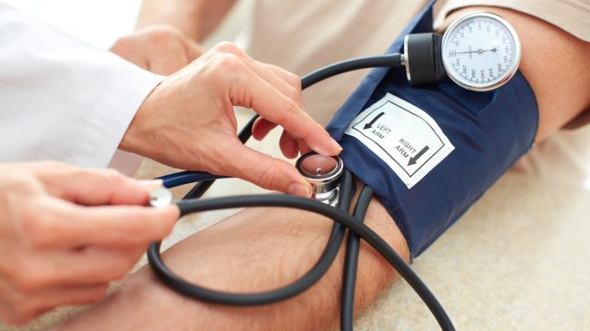 How To Manage High Blood Pressure With The DASH Diet